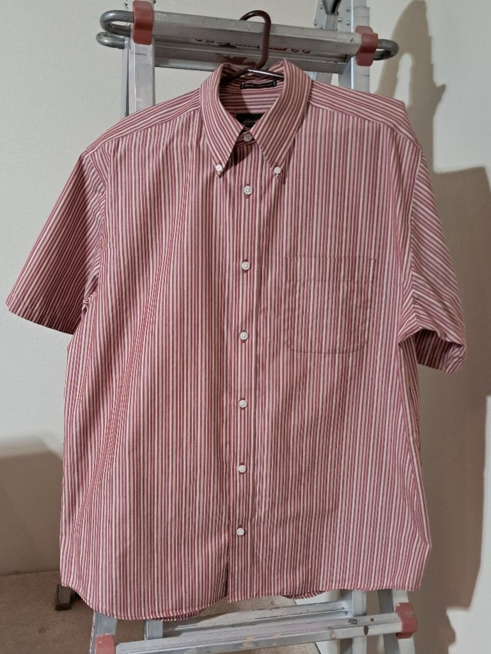 Eddie Bauer Button-down Short Sleeve Shirt, Cranberry & Sand Stripe / LARGE